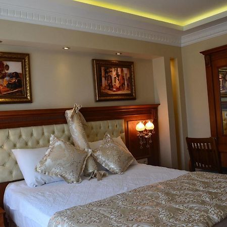 Blue Istanbul Suites Exterior photo