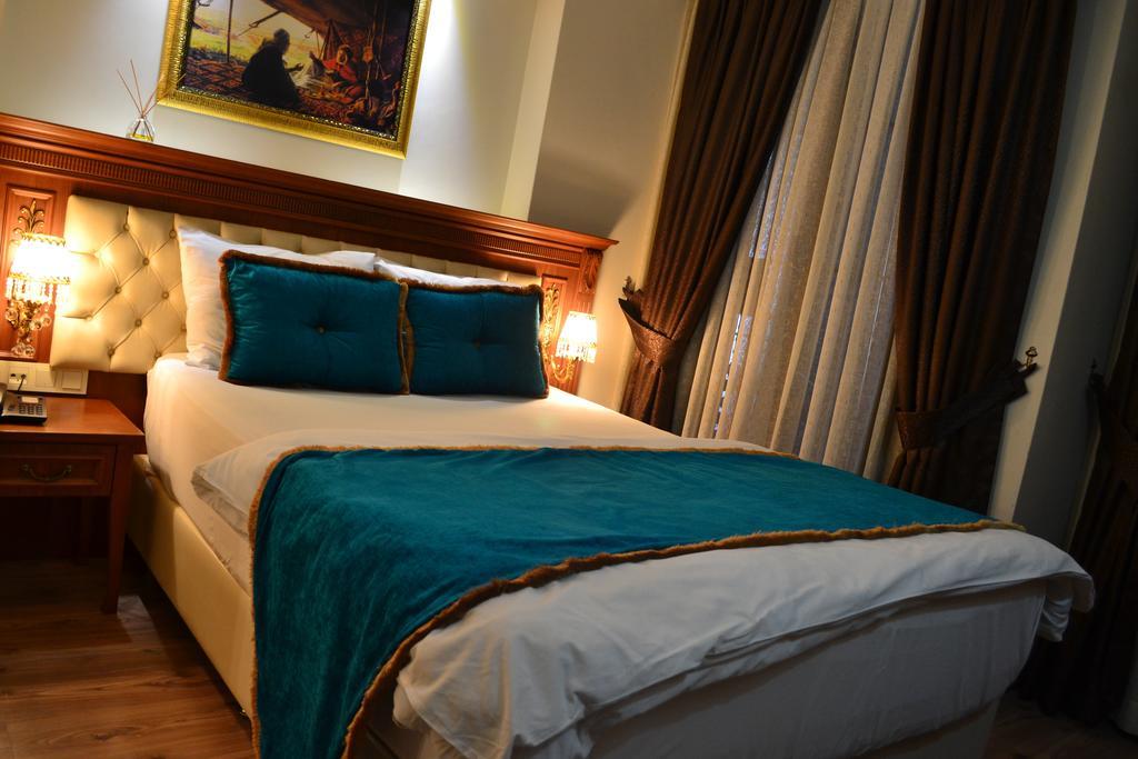 Blue Istanbul Suites Room photo