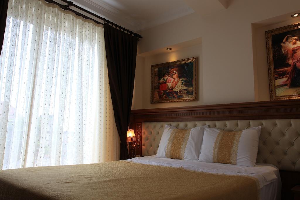 Blue Istanbul Suites Room photo