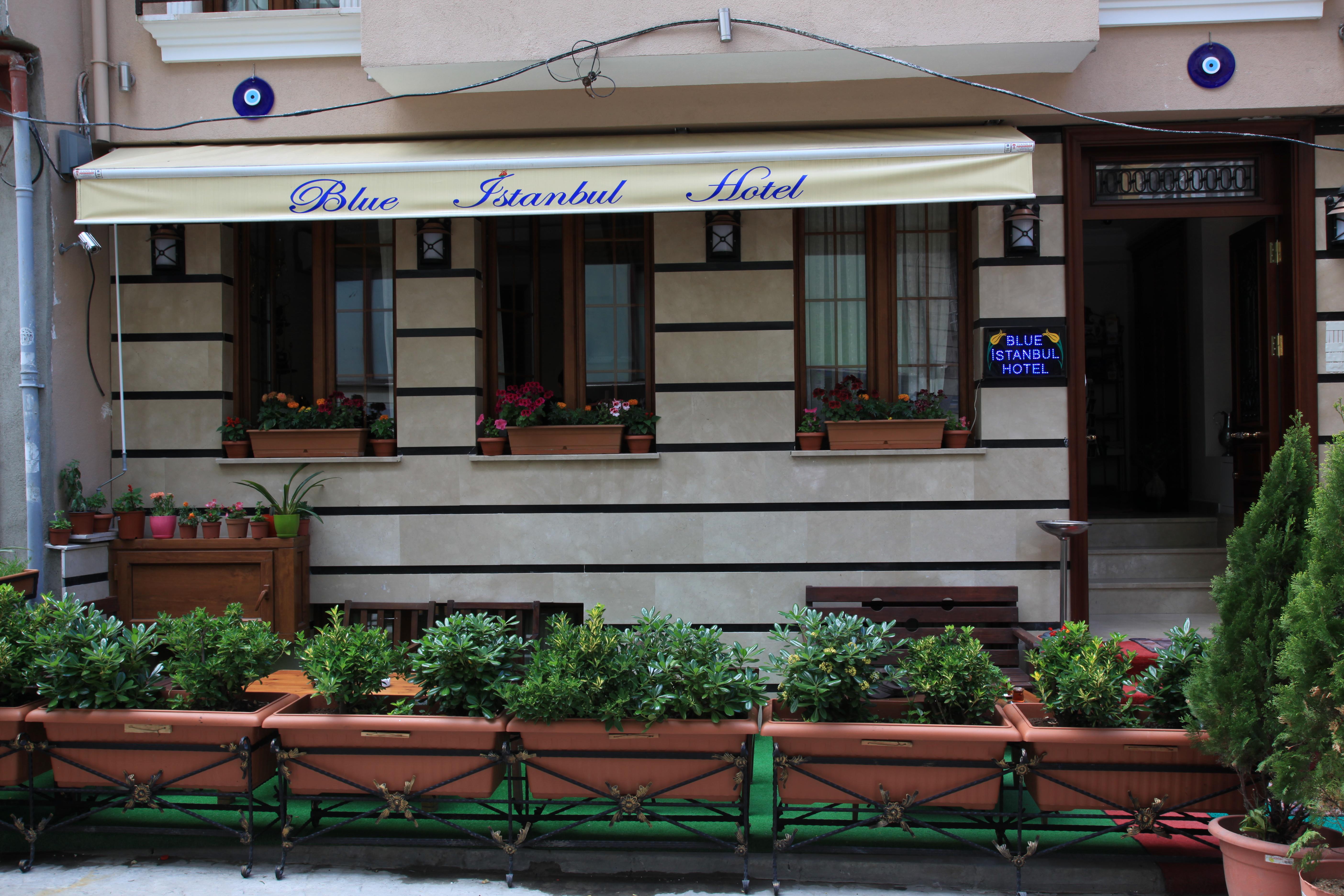 Blue Istanbul Suites Exterior photo