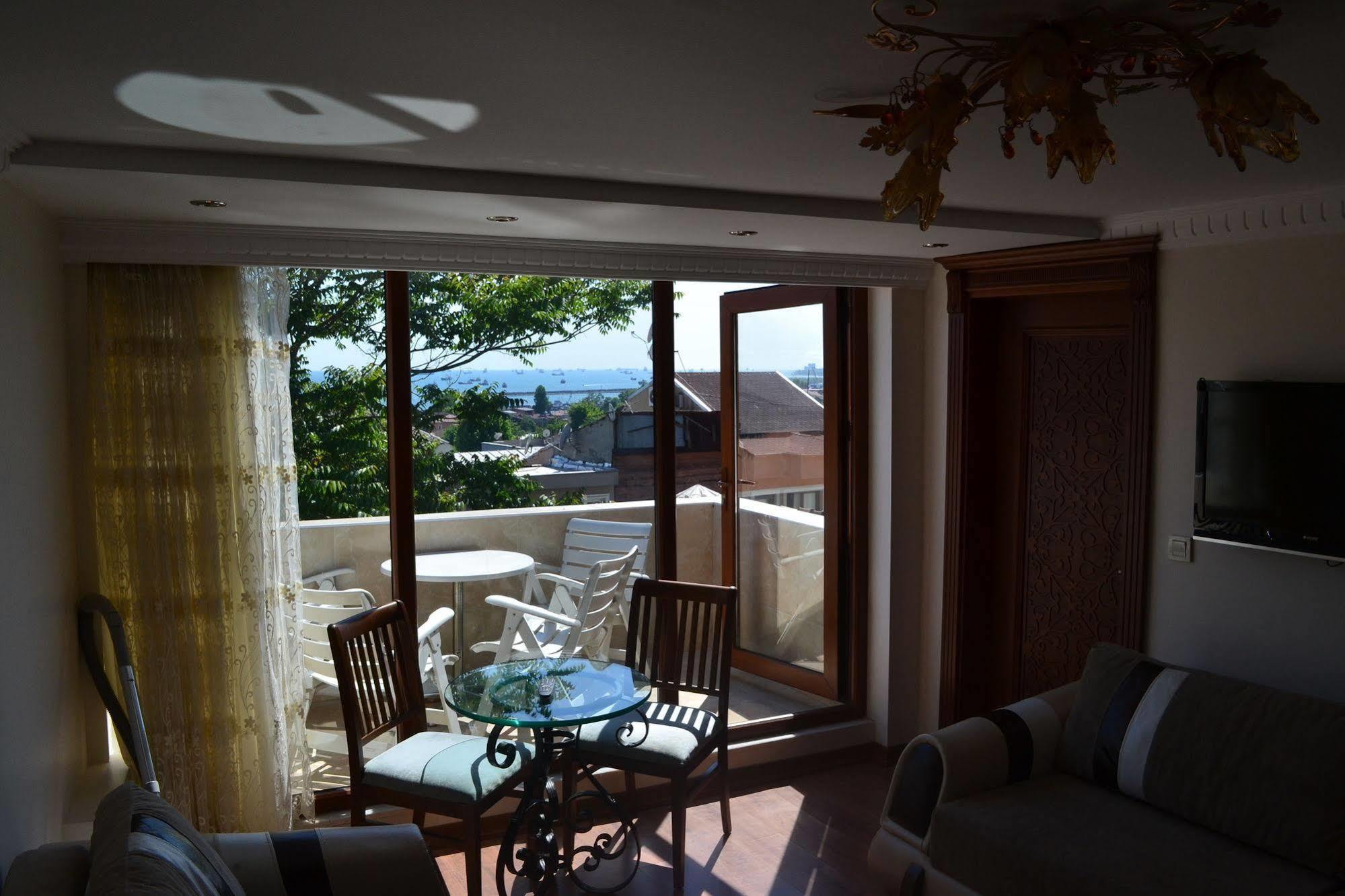 Blue Istanbul Suites Exterior photo